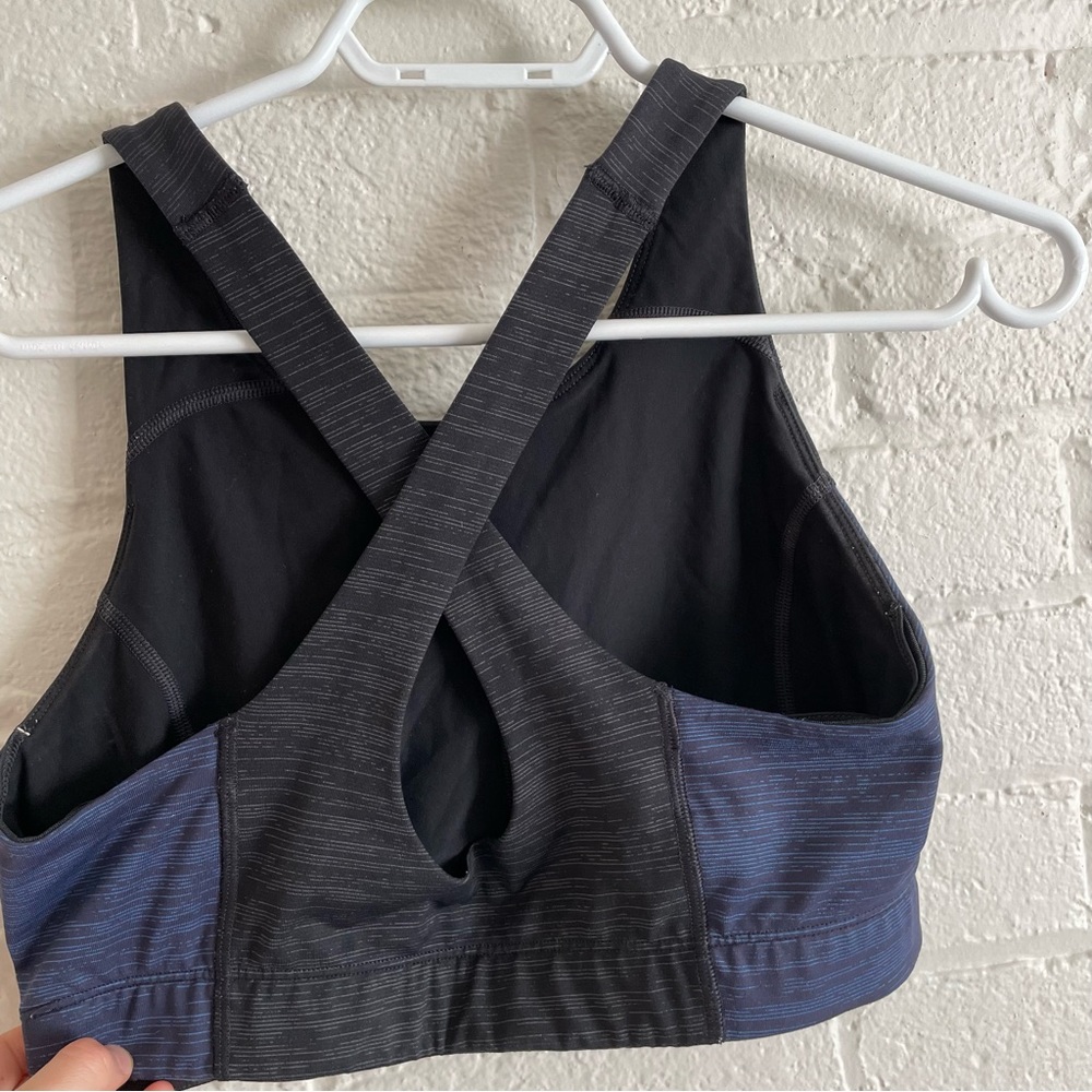 Outdoor Voices Two Tone Key Bra Sz M - Picture 6 of 9